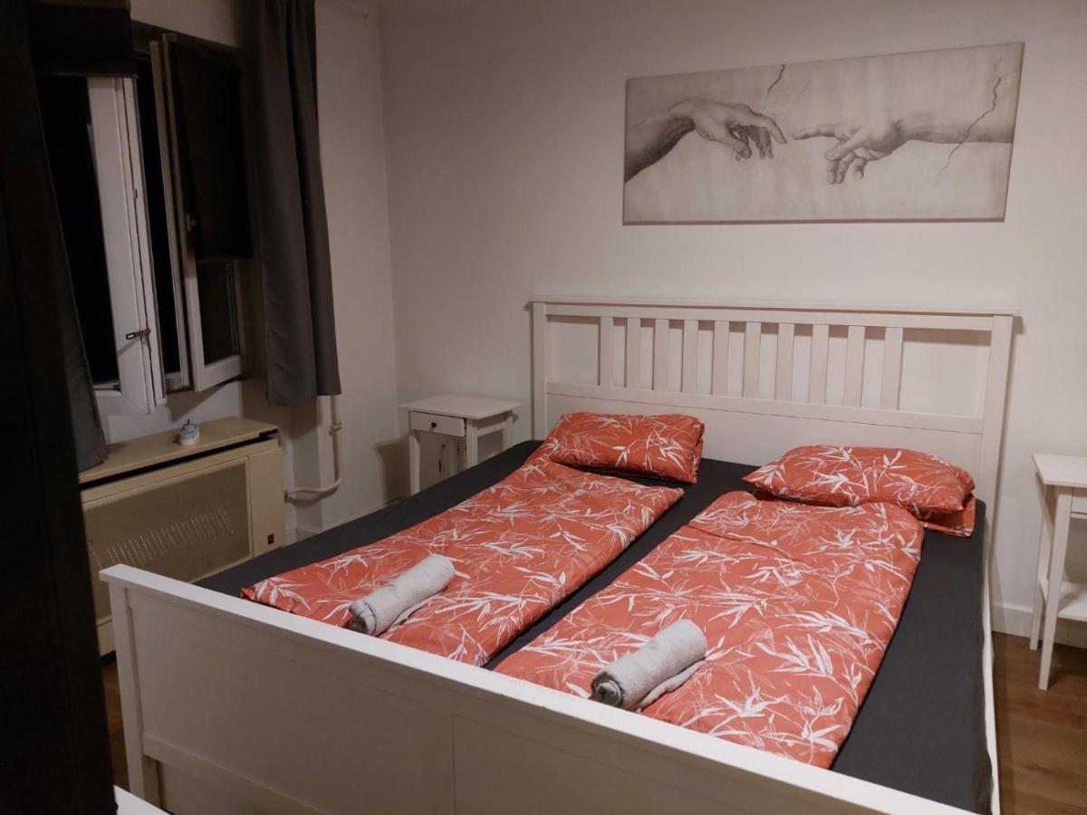 Roland Apartment - Nepliget บูดาเปสต์ ภายนอก รูปภาพ